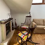 Atico Con Chimenea En *