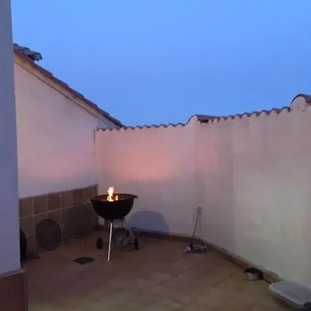 ático Con Chimenea En Apartamento Bronchales