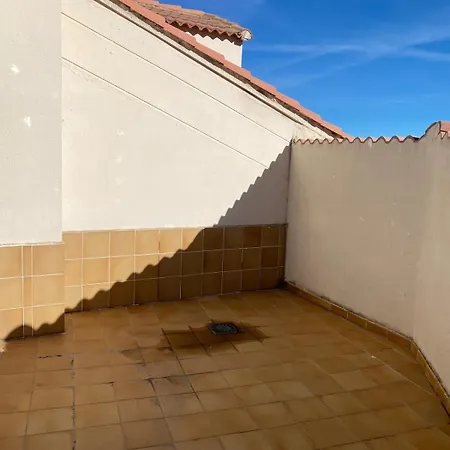 ático Con Chimenea En * Bronchales