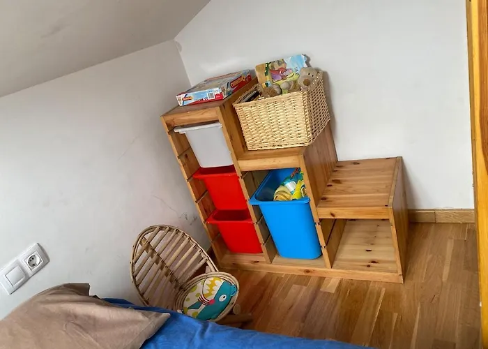 Atico Con Chimenea En * Bronchales