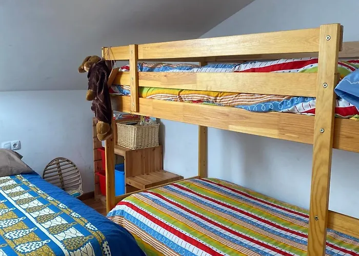 Atico Con Chimenea En *