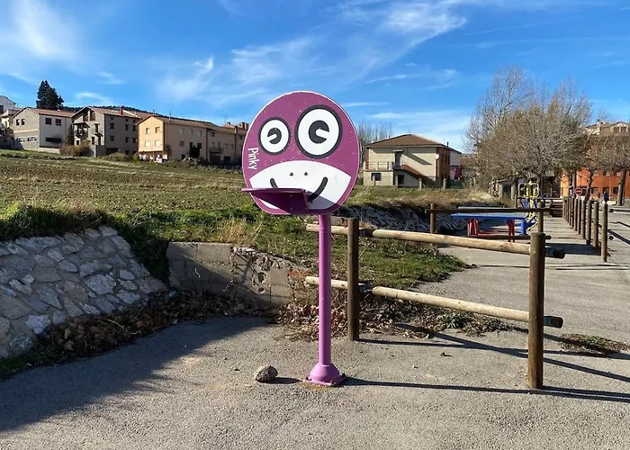 Atico Con Chimenea En * Bronchales