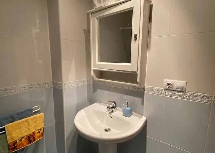 Atico Con Chimenea En Bronchales