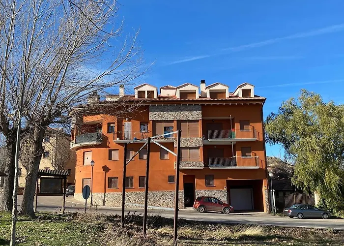 Daire Atico Con Chimenea En *