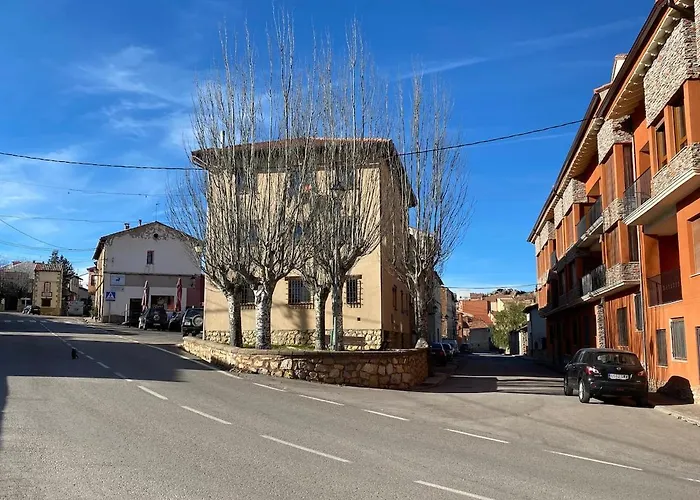 Atico Con Chimenea En * Bronchales