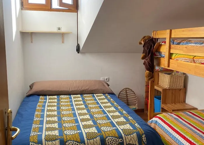 Atico Con Chimenea En * Bronchales